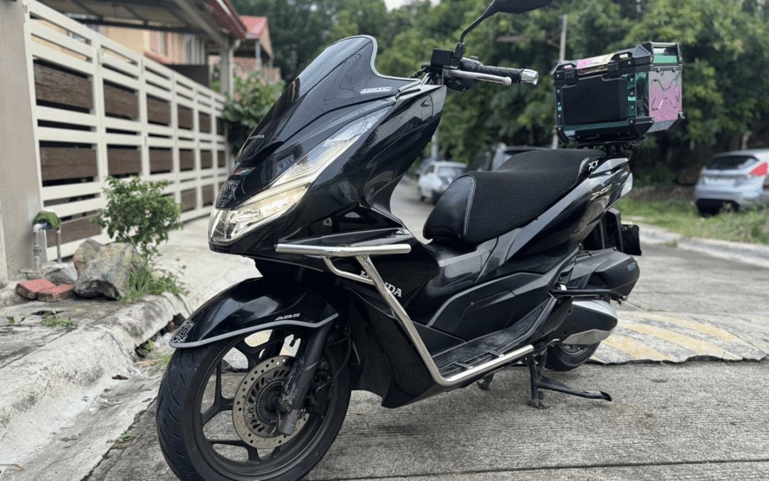 HONDA PCX Modified with Top Box